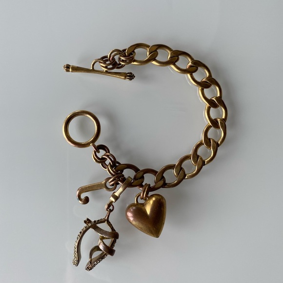 Juicy Couture Charm Bracelet with extra charm - Picture 6 of 6